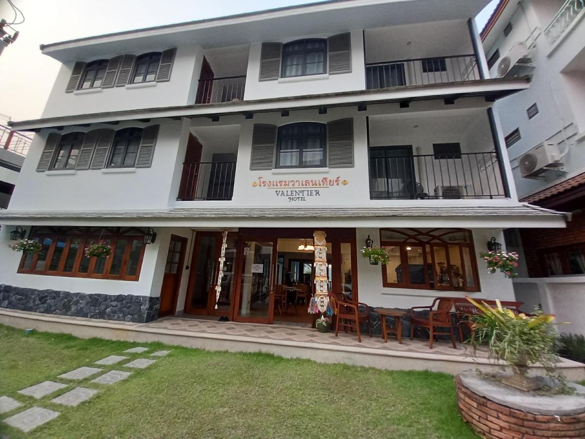 צ'יאנג מאי Valentier Cafe And Hotel מראה חיצוני תמונה