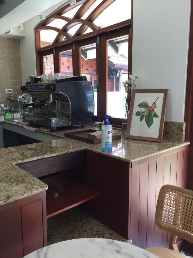 צ'יאנג מאי Valentier Cafe And Hotel מראה חיצוני תמונה