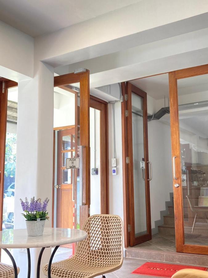 צ'יאנג מאי Valentier Cafe And Hotel מראה חיצוני תמונה