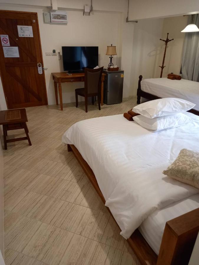 צ'יאנג מאי Valentier Cafe And Hotel מראה חיצוני תמונה
