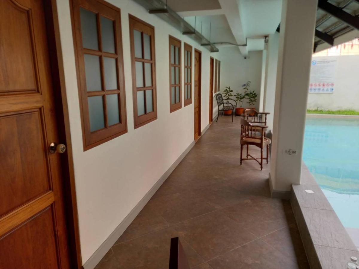 צ'יאנג מאי Valentier Cafe And Hotel מראה חיצוני תמונה