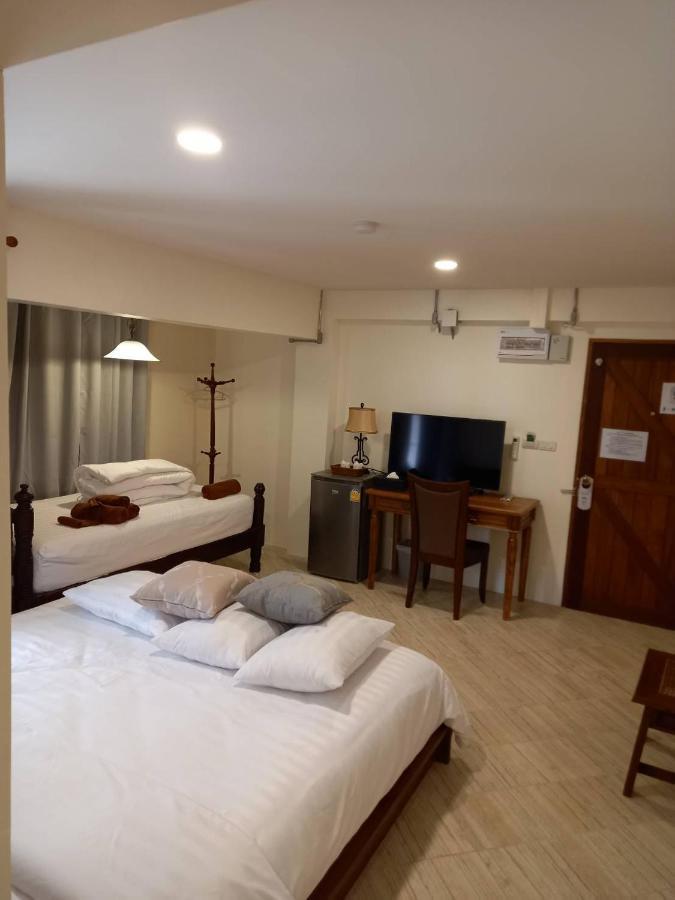 צ'יאנג מאי Valentier Cafe And Hotel מראה חיצוני תמונה